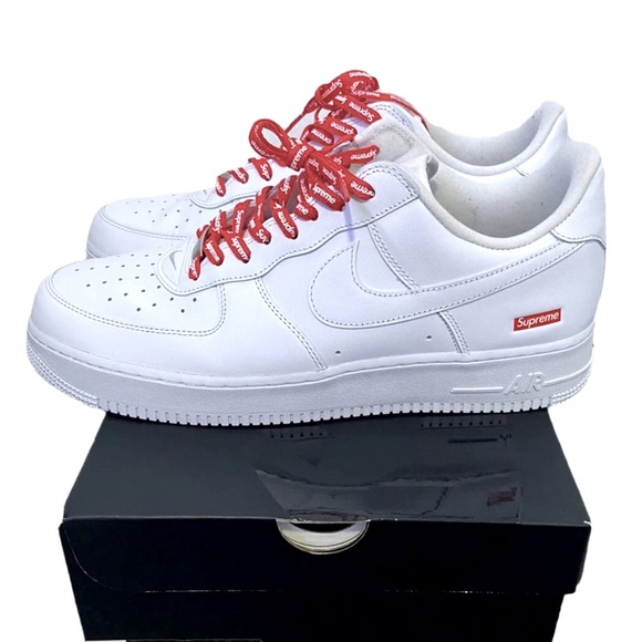 authentic Supreme Nike Air Force 1 sneakers | Supreme laces | Supreme logo - Picture 8 of 8